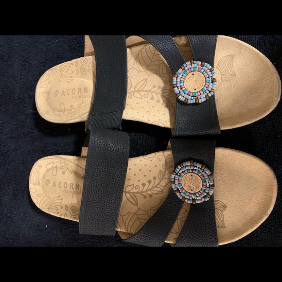 ACORN by PILLOW POD BLACK SANDALS MEDALLION W8 - Picture 6 of 6